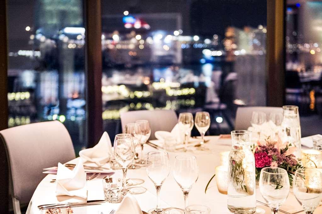 Quality Waterfront Hotell 4*